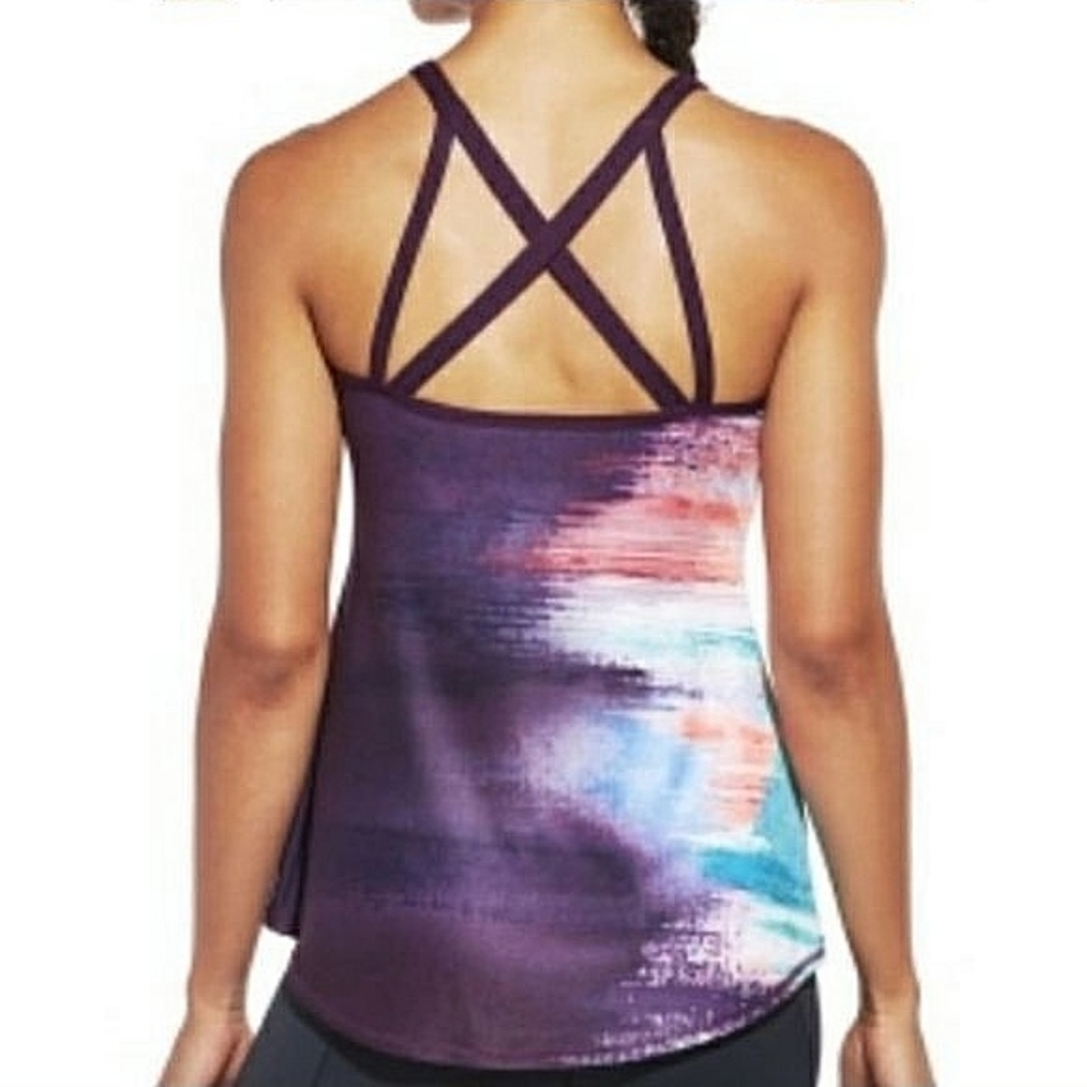 Calia by Carrie Underwood tank